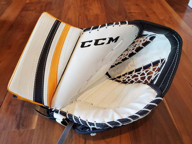 White Senior New CCM Regular extreme flex 400