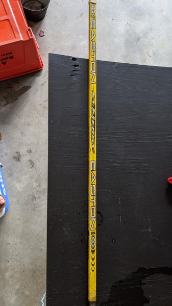 Yellow Easton Synergy Grip Hockey Shaft