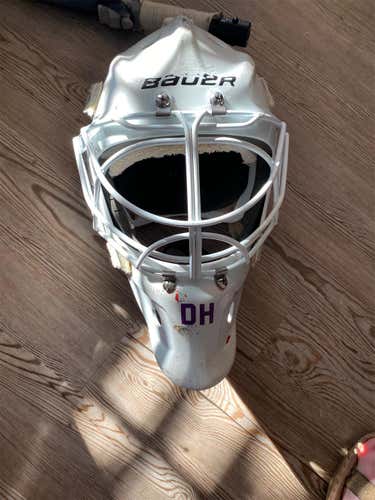 Used Bauer 940x Goalie Mask