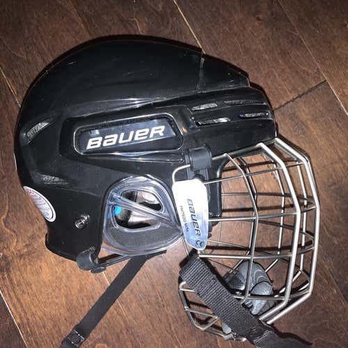 New Medium Bauer BHH2100M Helmet