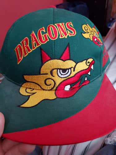 Barcelona Dragons hat