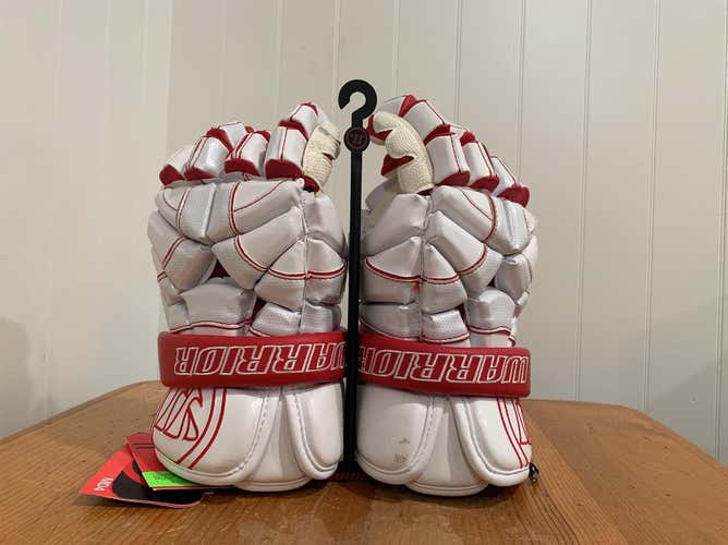New P Warrior Macdaddy 13" Gloves Wht/Rd