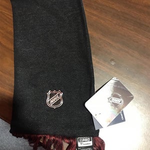 Black New Fanatics Pro Issue Colorado Avalanche Scarf