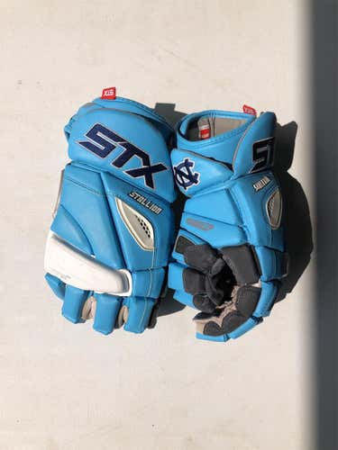 UNC Team Issued STX Stallion 500Lacrosse Gloves