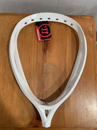 New Warrior Nemesis Lyte Goalie Head
