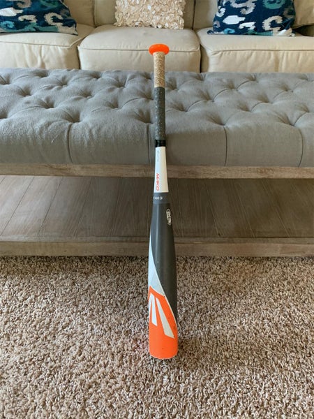 Used USSSA Certified Composite Mako (-10) 18 oz 28" Bat