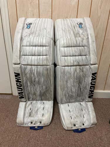 Used 34" Vaughn Velocity VE8 Pro Carbon Goalie Leg Pads