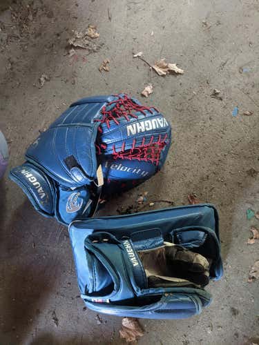 Velocity 7070 Regular Intermediate Glove And Blocker