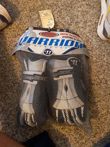 New Warrior Hypno 13" Lacrosse Gloves