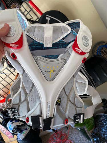 Used Small Maverik Rome RX3 Shoulder Pads