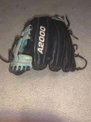 Black Used Infield A2000 11.5" Baseball Glove