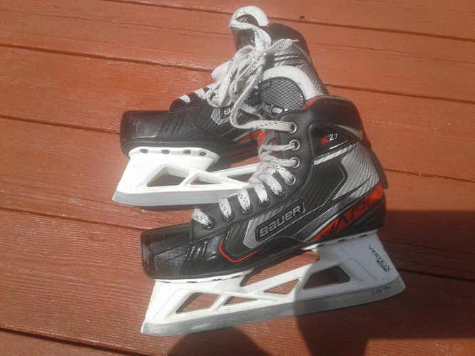 Senior Used Bauer Vapor X2.7 Hockey Goalie Skates Regular Width Size 6.5