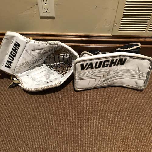 Demo Vaughn Pro V Elite Glove Set
