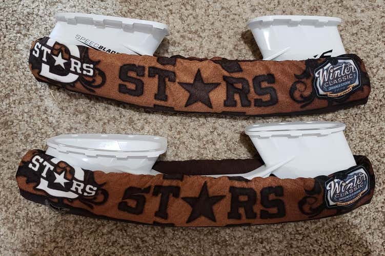 RARE!! Dallas Stars 2020 Winter Classic Skate Guards / Soakers Medium