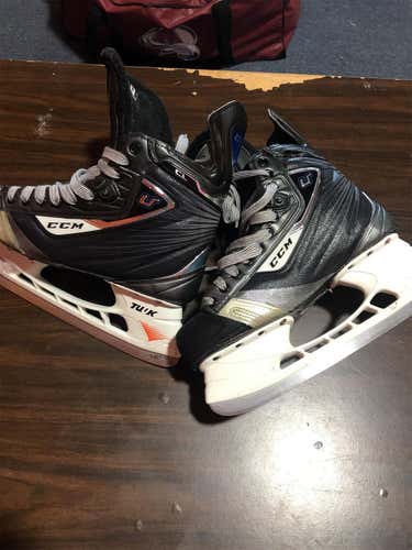 New CCM U+ Crazy Light Extra Wide Width Pro Stock Size 10.5 Hockey Skates Penguins Macintyre