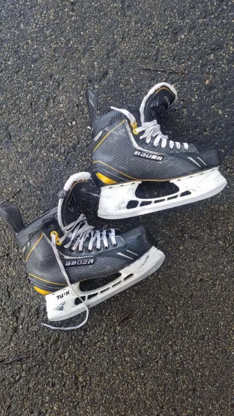 \Bauer Supreme One.8 Hockey Skates Senior Size 8.5