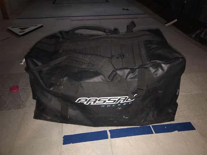 PASSAU Backpack Goalie Bag