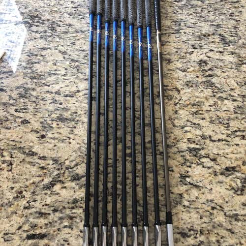 Used Right Handed King Oversize Senior Flex Graphite Shaft Iron Set
