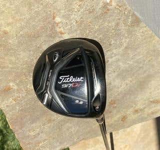 Used Men's Titleist Right Handed 917D2 Driver Stiff Flex 9.5 Loft