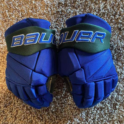 Blue Used Bauer 12" Gloves