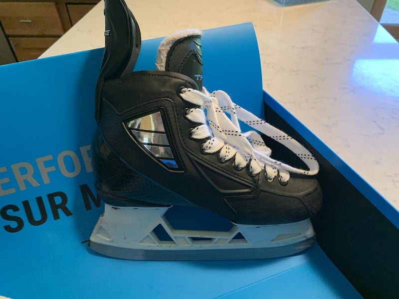 Used Junior True Stock Skate Hockey Skates Size 5