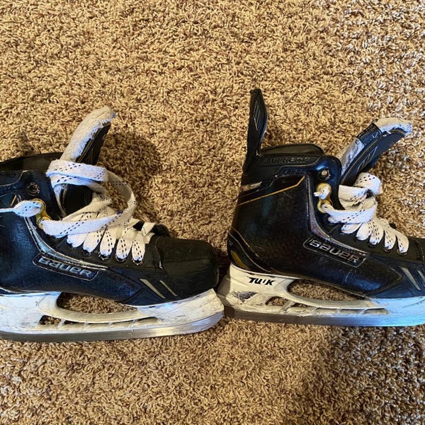 Used Bauer Supreme One.9 Regular Width Size 5.5 Hockey Skates