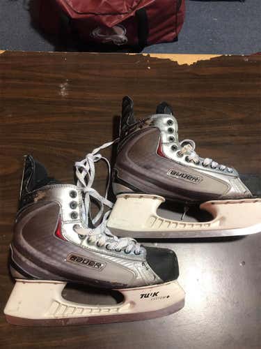 Used Bauer Vapor X60 Regular Width Pro Stock  Hockey Skates 11.75 Mike Rupp Pittsburgh Penguins