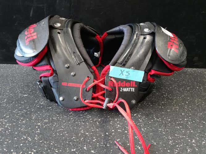 Used Riddell Z Matte Xs Football Shoulder Pads