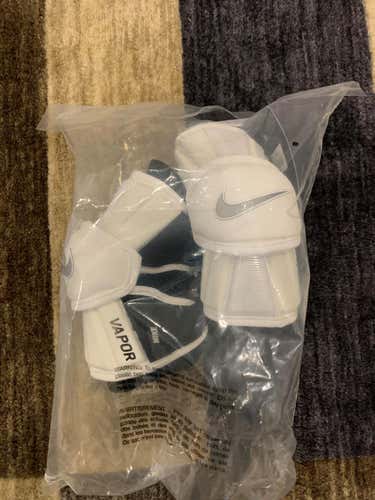 New Large Nike Vapor Arm Pads - Size Large - In package