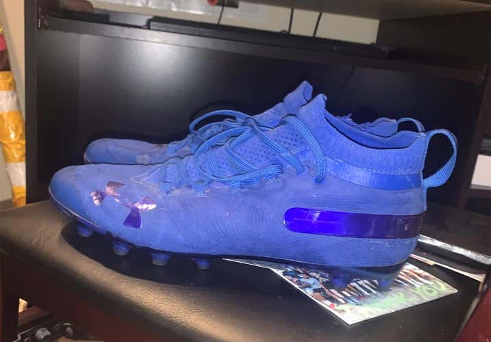 Blue Men's Size 11 (Women's 12) Low Cut