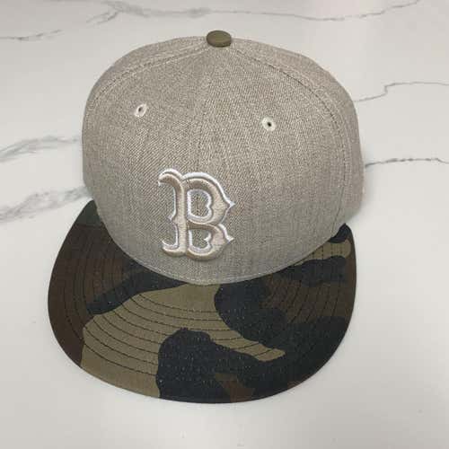 Unisex 7 1/8 New Era