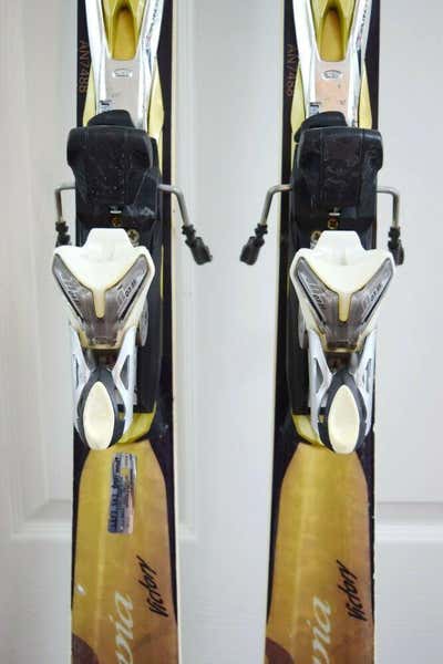 NORDICA OLYMPIA VICTORY SKIS SIZE 162 CM WITH MARKER BINDINGS