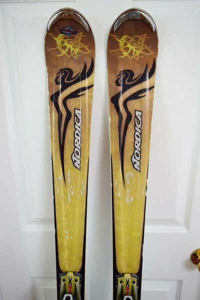 NORDICA OLYMPIA VICTORY SKIS SIZE 162 CM WITH MARKER BINDINGS