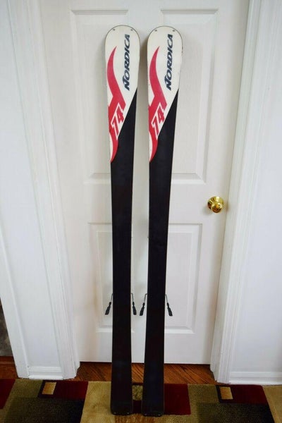 NORDICA OLYMPIA VICTORY SKIS SIZE 162 CM WITH MARKER BINDINGS