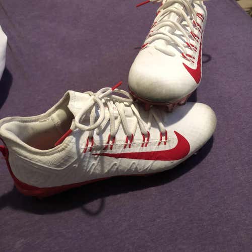 Red Men's Molded Cleats Nike Cleats