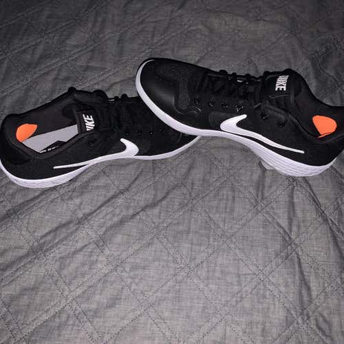 Black Men's Size Men's 10.5 (W 11.5) Low Cut