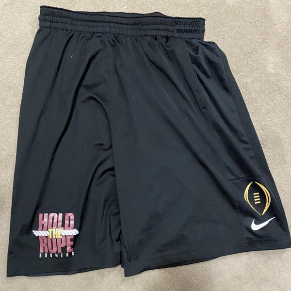 Oklahoma Sooners Team Issued College Football Playoff Men's Large Nike Shorts
