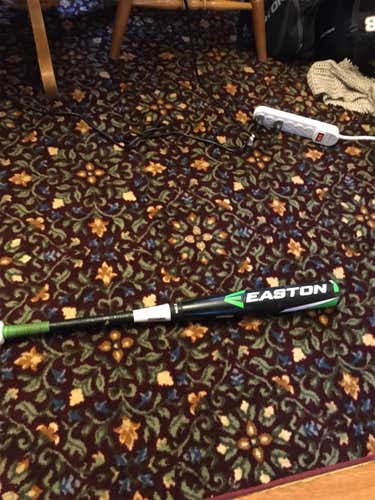 Used USSSA Certified Composite Mako (-11) 17 oz 28" Bat