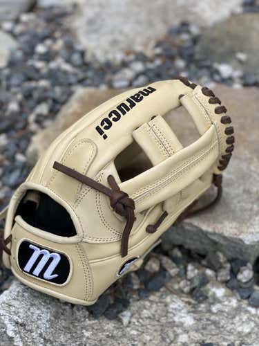 Never Used Marucci 11.75" RHT Infield Glove w/ Engraving