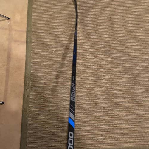 Used Right Handed Nexus 7000 Mid Pattern  Hockey Stick