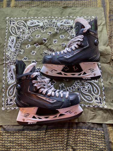 Used CCM RibCor 46K Pump Regular Width Size 9.5 Hockey Skates