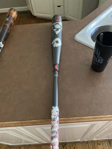 HOT Demarini voodoo balanced 33/30 BBCOR