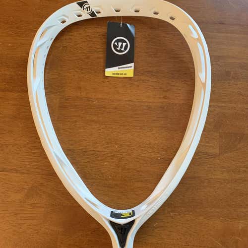New Unstrung Nemesis 3 Goalie Head