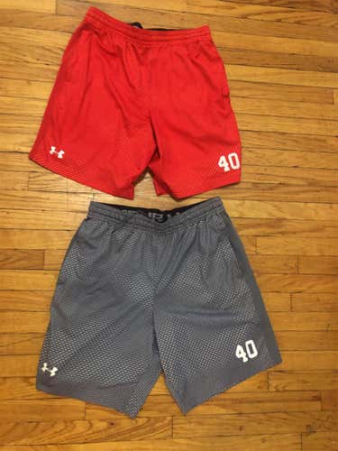 Boston University Red Men's Large Under Armour Shorts