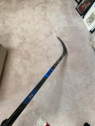 New Right Handed Nexus 1N Mid Pattern  Hockey Stick