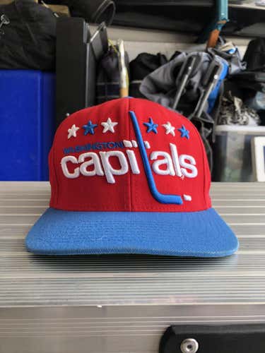 Red Used Adult One Size Fits All Mitchell & Ness Hat