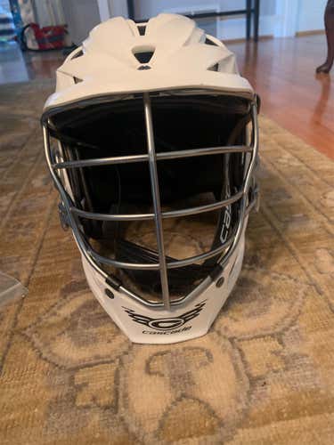 White Used Cascade CS-R Youth Helmet
