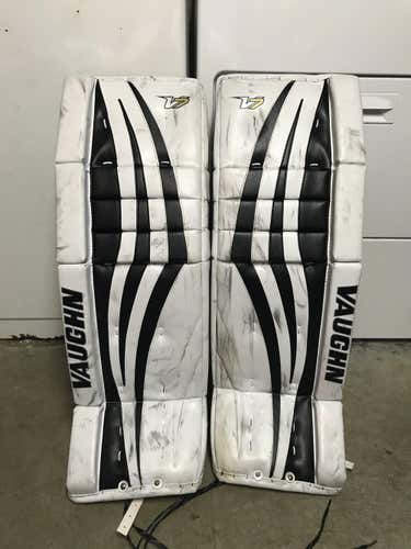 Vaughn Velocity V7 Senior Goalie Pads 32+2
