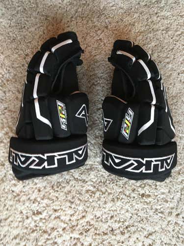 Black Used Senior Other Gloves 14"