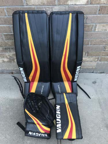 Black Used Senior 36" Vaughn Regular Ventus SLR 2 Goalie Full Set Pro Stock
